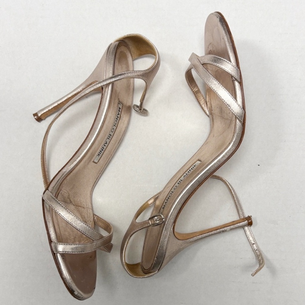Manolo Blahnik Puter Strappy Heels